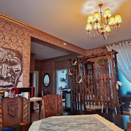 Family Hotel 다우가프필스 외부 사진